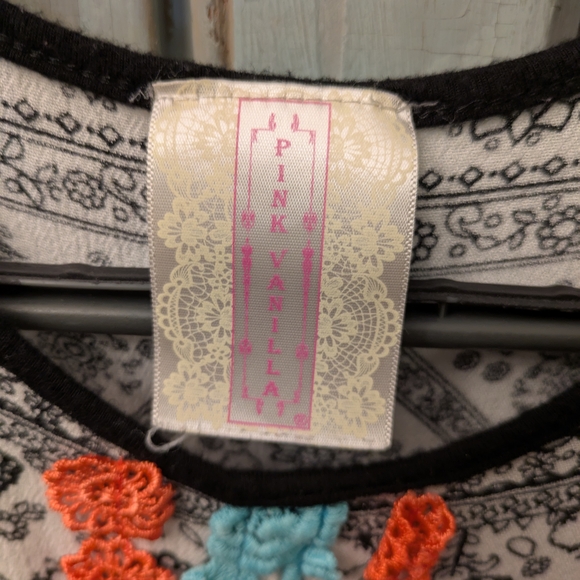 Pink Vanilla Bohemian Patterned Dress with Lace Accents - Picture 2 of 4